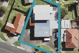28 Awaroa Road, Sunnyvale, Auckland