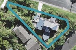 1 Radiata Lane, Chatswood, Auckland