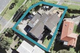 1/783 East Coast Road, Northcross, Auckland