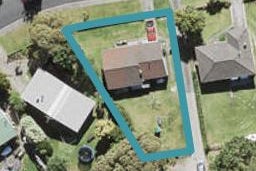 18 Claverdon Drive, Massey, Auckland
