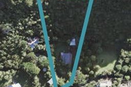 20 Glenesk Road, Piha