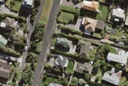 1/16 Howard Road, Northcote, Auckland