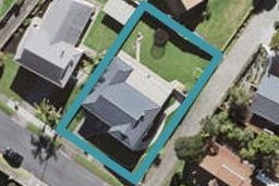 9 Blundell Place, Chatswood, Auckland