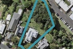 18 Waterview Road, Stanley Point, Auckland