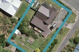 39 Gregory Street, Bluff