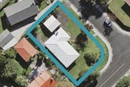2 Lynden Avenue, Hillcrest, Auckland