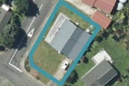 6 Cornwall Place, Tata Beach
