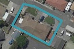 2/10 Flaxwood Lane, Waltham, Christchurch