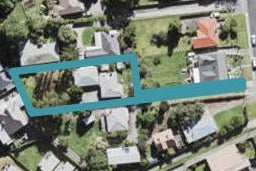 27 Kia Ora Road, Beach Haven, Auckland