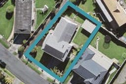 7 Blundell Place, Chatswood, Auckland