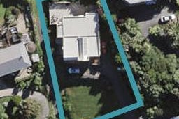 16 Giles Road, Ostend, Waiheke Island