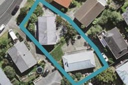 2//119 SPINELLA DR, Bayview, Auckland