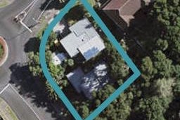 2/166 Everglade Drive, Totara Heights, Auckland