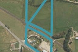 3885 Waipahi Highway, Clinton