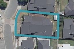 16 Christobel Circle, Huntington, Hamilton