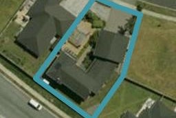 10 O'Farrell Drive, One Tree Point