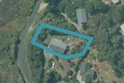 10 Bishop Road, Takaka