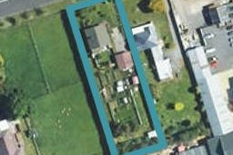69 Warwick Road, Stratford