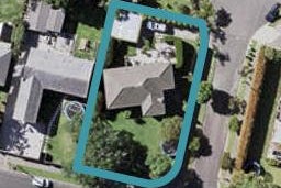 17 Weybridge Crescent, Glen Innes, Auckland