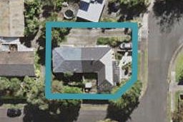 2/12 Paruru Avenue, Northcote, Auckland