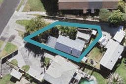 27 Blacklock Avenue, Henderson, Auckland