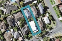 2/15 Eastern Beach Road, Eastern Beach, Auckland