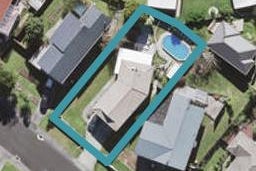 61 Rosewarne Crescent, Glendene, Auckland