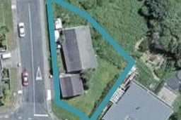 2 Paddington Grove, Karori, Wellington