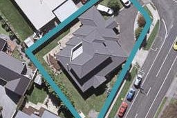 1 Oakwood Drive, Highlands Park, New Plymouth