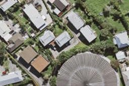 2/102 Pupuke Road, Hillcrest, Auckland
