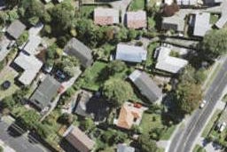 6/97 Atkinson Road, Titirangi, Auckland