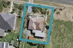 234 Barrow Street, Bluff