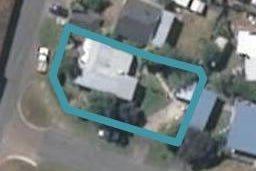 18 Cross Street, Waikuku Beach, Waikuku Beach