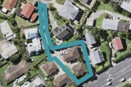 2/11 Delisle Place, Windsor Park, Auckland