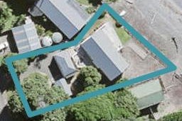 1818 East Coast Road, WHAKATIWAI, MIRANDA