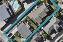 2/79 East Coast Road, Castor Bay, Auckland