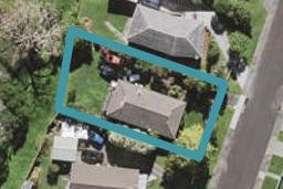 18 Preston Avenue, Henderson, Auckland