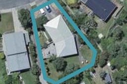 16 Somes Crescent, Newlands, Wellington