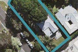 2A Maungakiekie Avenue, Greenlane, Auckland