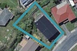17 Somes Crescent, Newlands, Wellington
