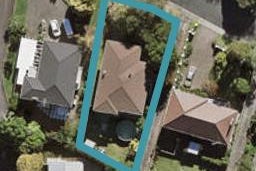 18 James Evans Drive, Northcote, Auckland
