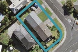 2/14 Ellice Road, Totara Vale, Auckland