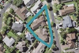 2/23 Leicester Parade, Somerville, Manukau