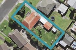 51 Thornlow Street, Glendene, Auckland