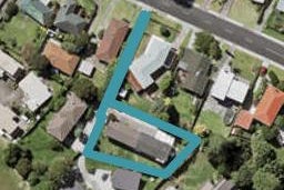 2/38A Blakeborough Drive, Forrest Hill, Auckland