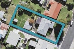 18 Cobham Crescent, Kelston, Auckland