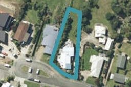 82 Selwyn Street, Pōhara, Tākaka