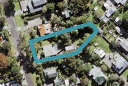 8 Holgate Avenue, Herald Island, Auckland
