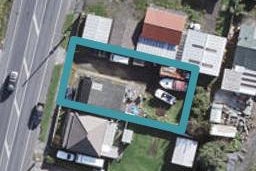 13 Railway Street, Helensville, Helensville