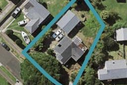 18 Taratoa Street, Point England, Auckland